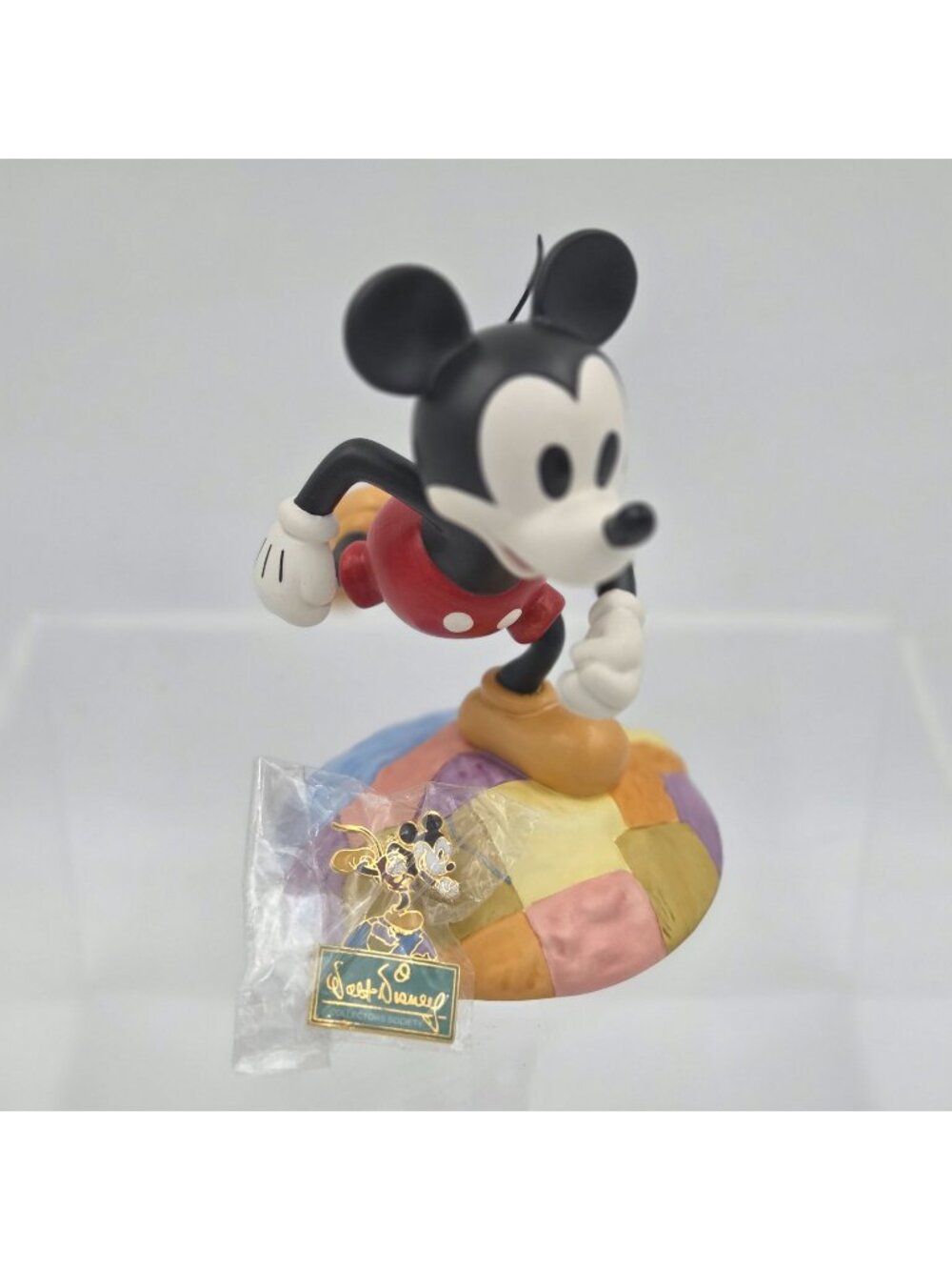 WDCC Mickey Mouse Thru the Mirror on Top of the World Sculpture with Cloisonné P